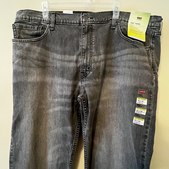 Levi's 44x32 502 Taper Jeans - Picture 2 of 6
